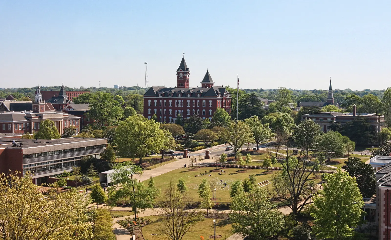 Samford Hall on the Auburn University campus