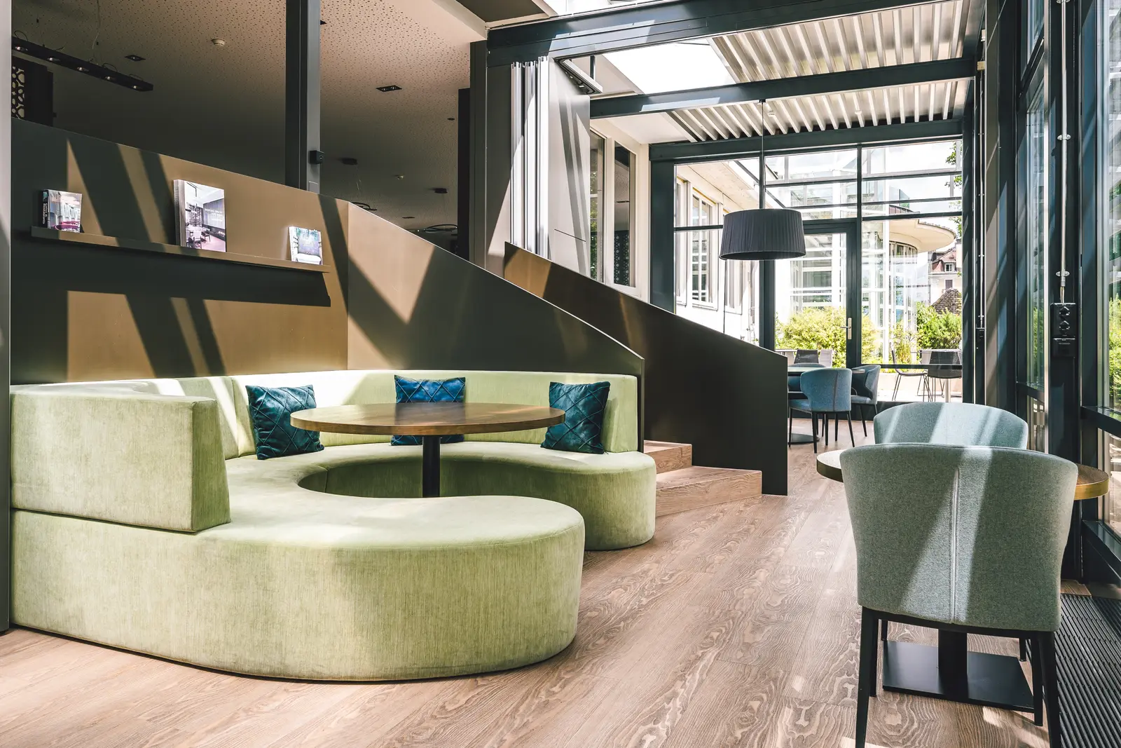 Seating area inside Restaurant Salt & Pepper at the SHL Schweizerische Hotelfachschule Luzern